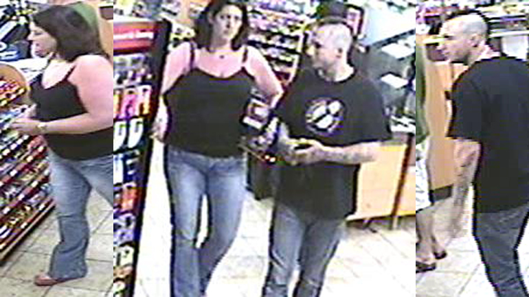 The two suspects from the June 23 robbery on Linden Hills Boulevard. (credit: Minneapolis Police)