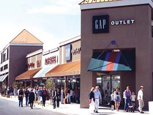 the gap outlet mall