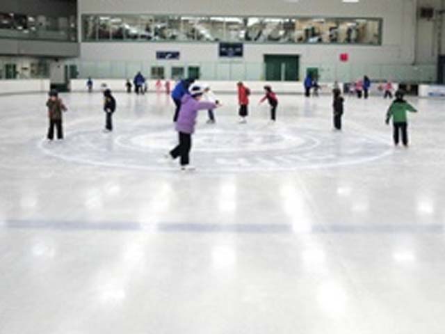 Best Ice Skating Spots In The Twin Cities Wcco Cbs Minnesota