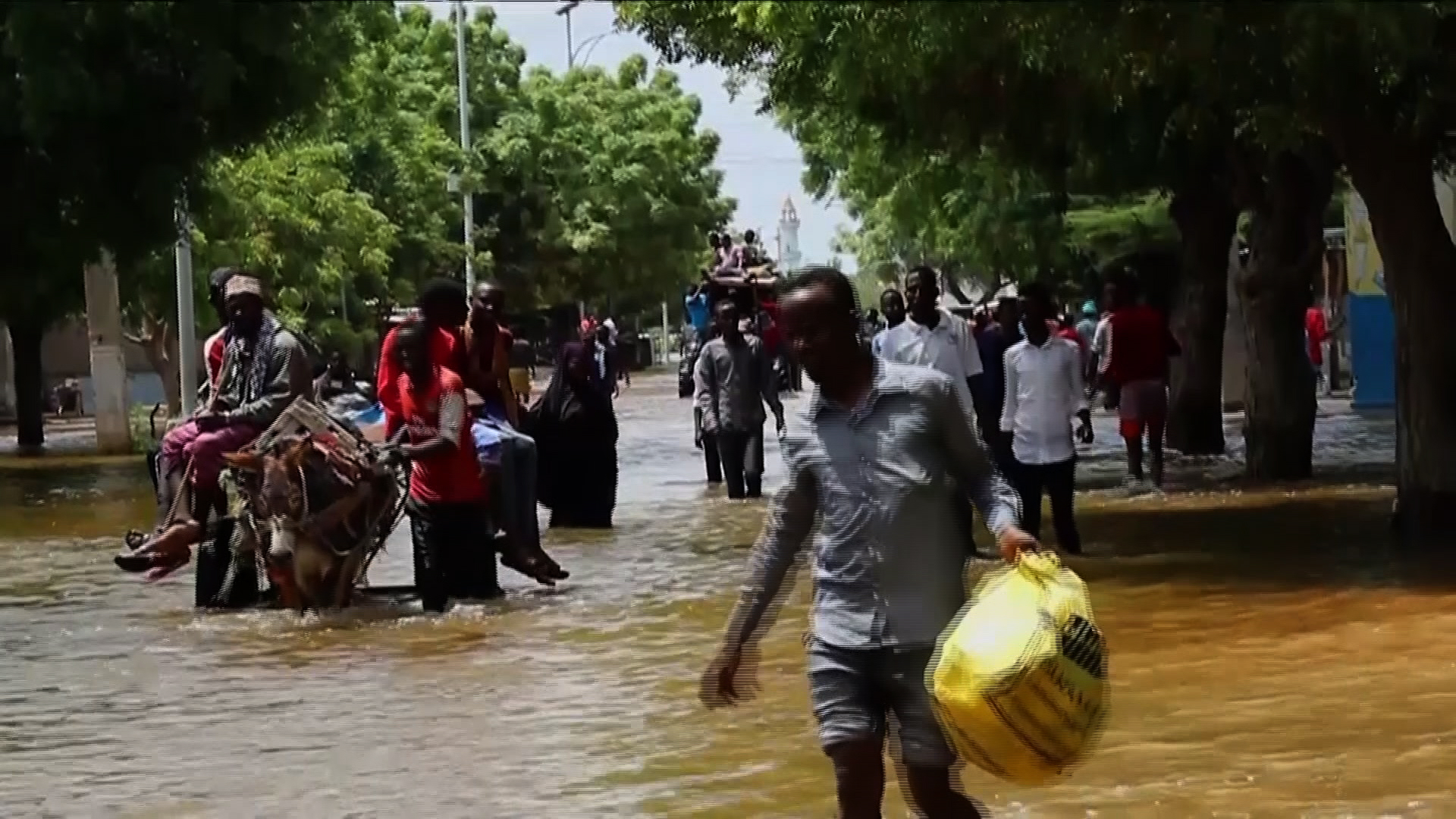 ‘There’s Water Everywhere’: Flooding In Somalia Pushes Minnesotans To Take Action - WCCO | CBS Minnesota