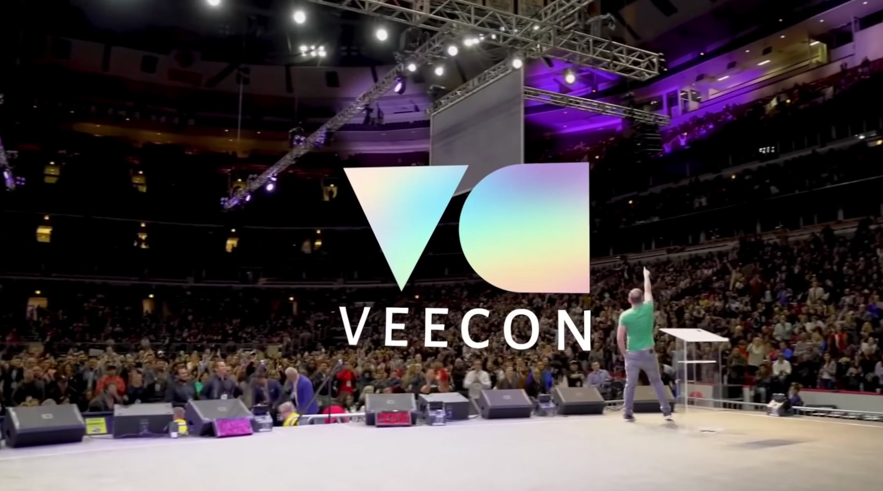 VeeCon To Brings Thousands, Including Some Big Celebs, To Downtown Minneapolis