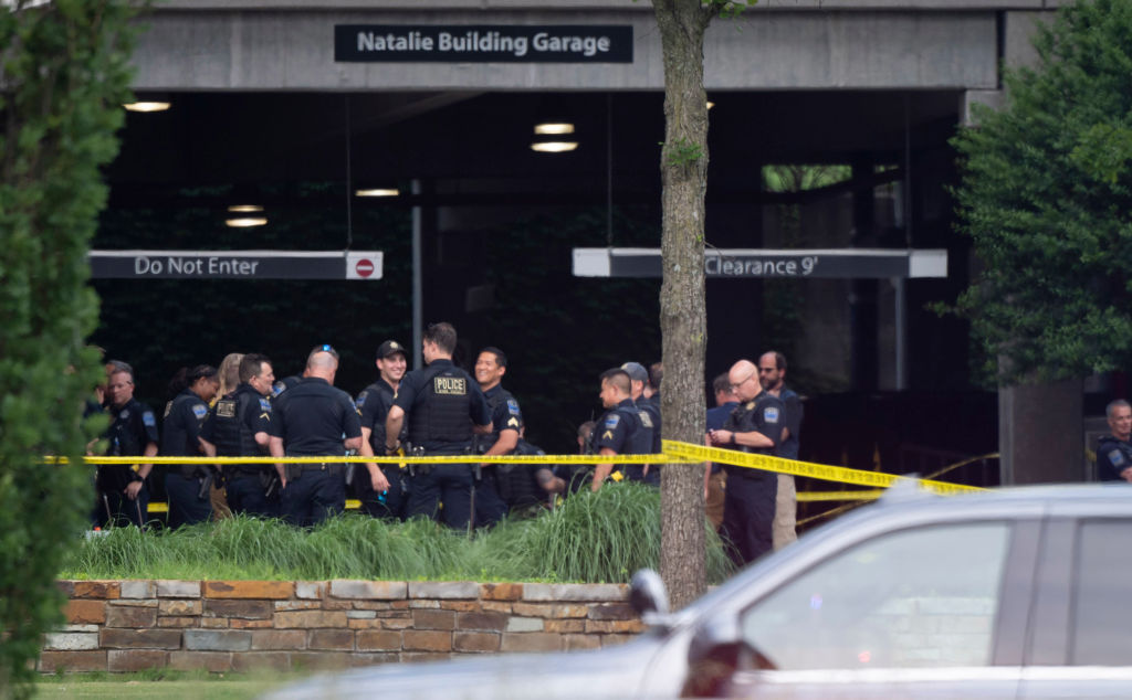 ‘Ini Krisis Kesehatan Masyarakat’: Rumah Sakit MN, Kelompok Medis Mengatasi Penembakan Massal Tulsa – WCCO